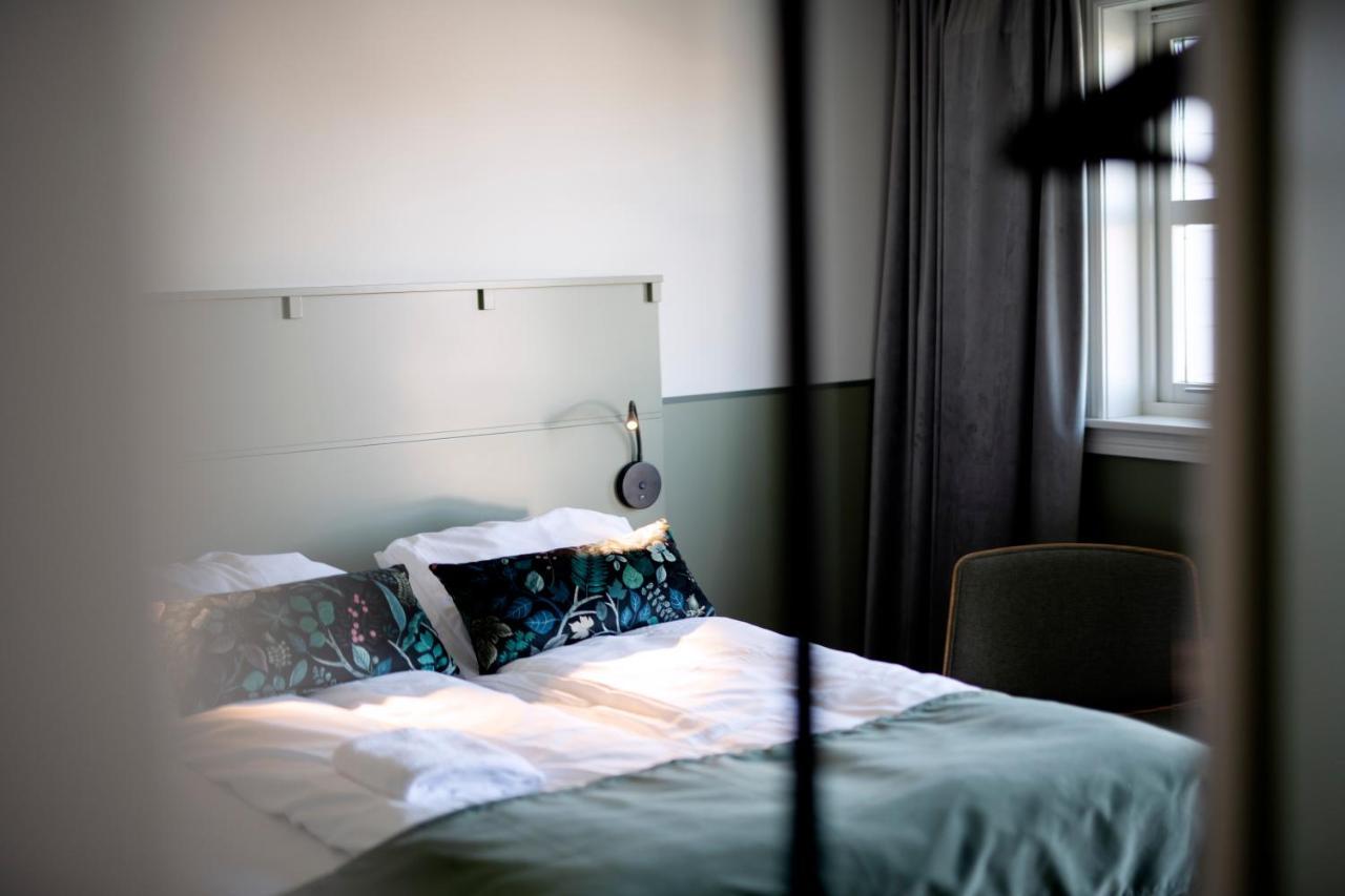 Utstein Kloster Hotell Mosteroy Экстерьер фото